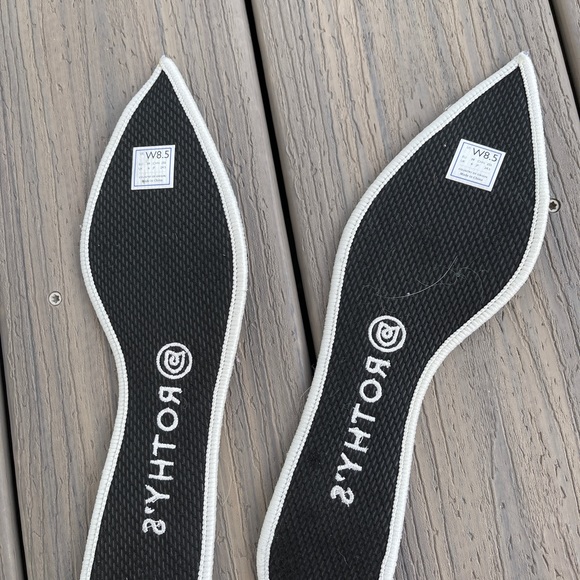 Rothy’s Salt Honeycomb Points - Picture 4 of 6